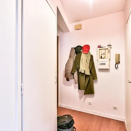 아파트 Large Studio In The Heart Of Les Carmes Area 툴루즈
